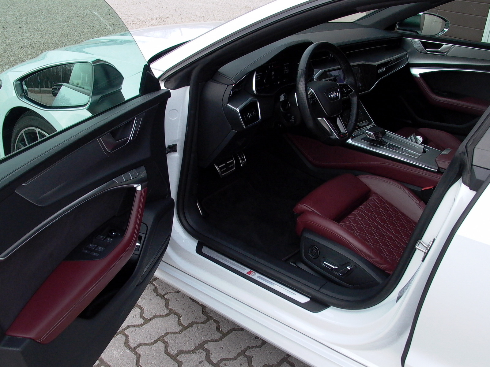 Audi S7 2022, kuva 6/10