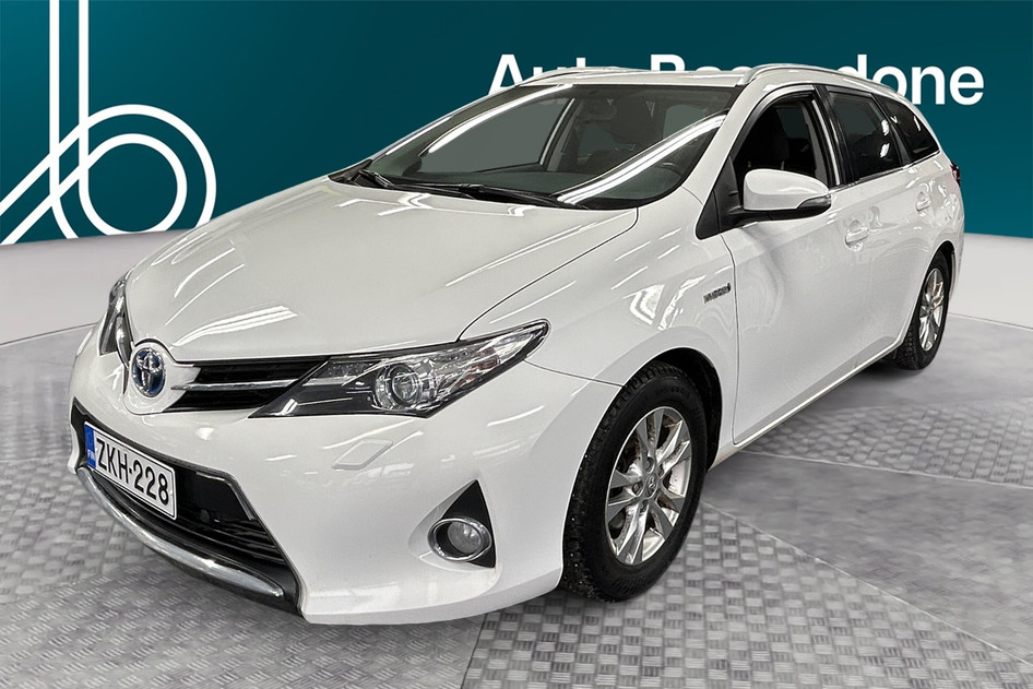 Toyota Auris, 2014, 1.8, 73 kW, hübriid (bensiin/elekter), automaat, esivedu