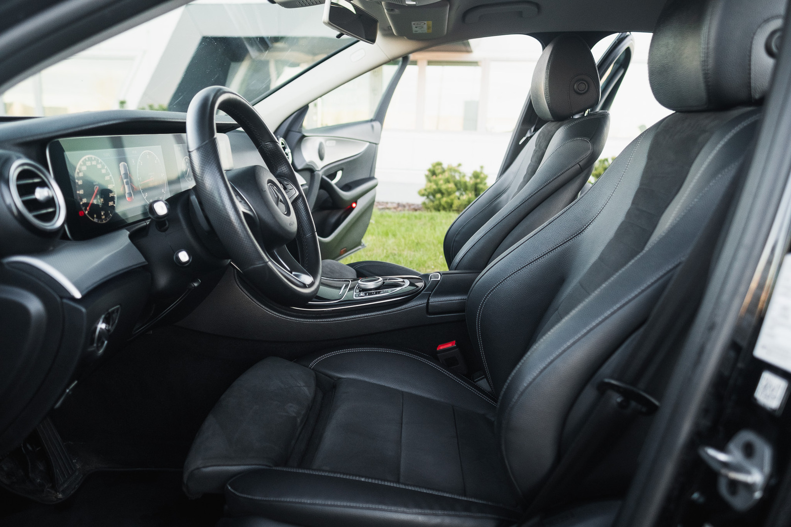 Mercedes-Benz E 200 2018, photo 3/8