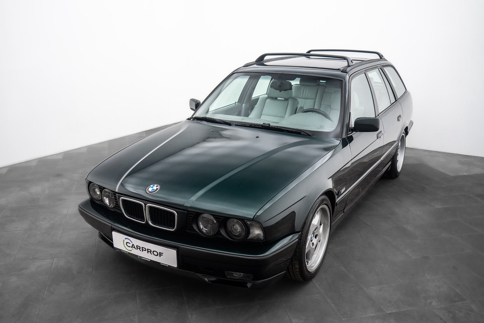 BMW 5, 1996, 3.0, 160 kW, petrol, rear-wheel drive