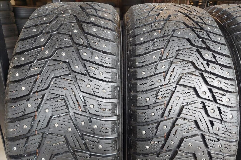 Подержанный шипованная шина 205/55R16 Hankook W429 RS2 IPike