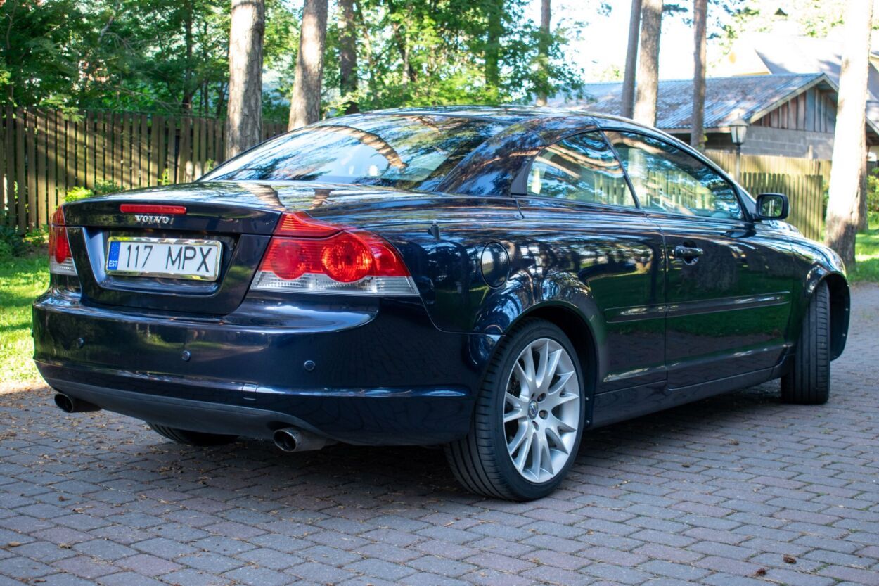 Volvo C70 2007, kuva 2/10