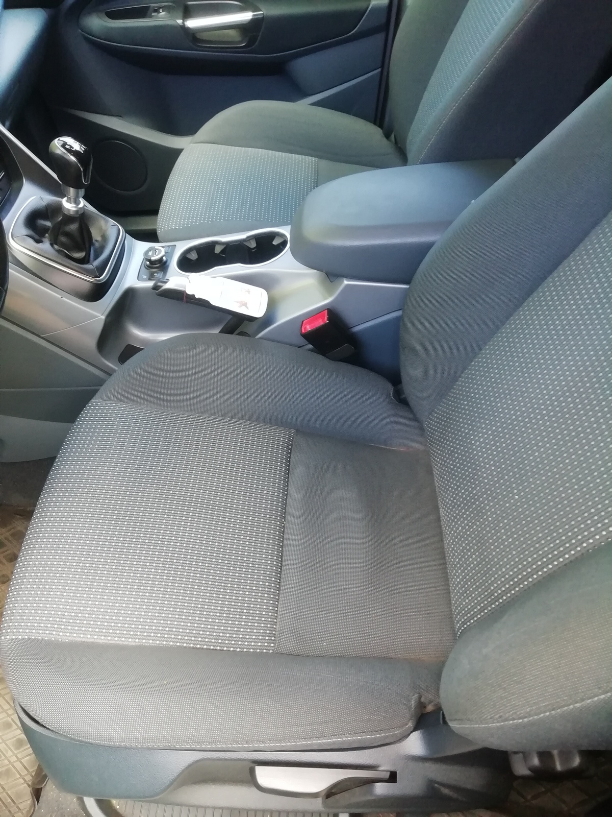 Ford C-Max 2013, photo 7/10