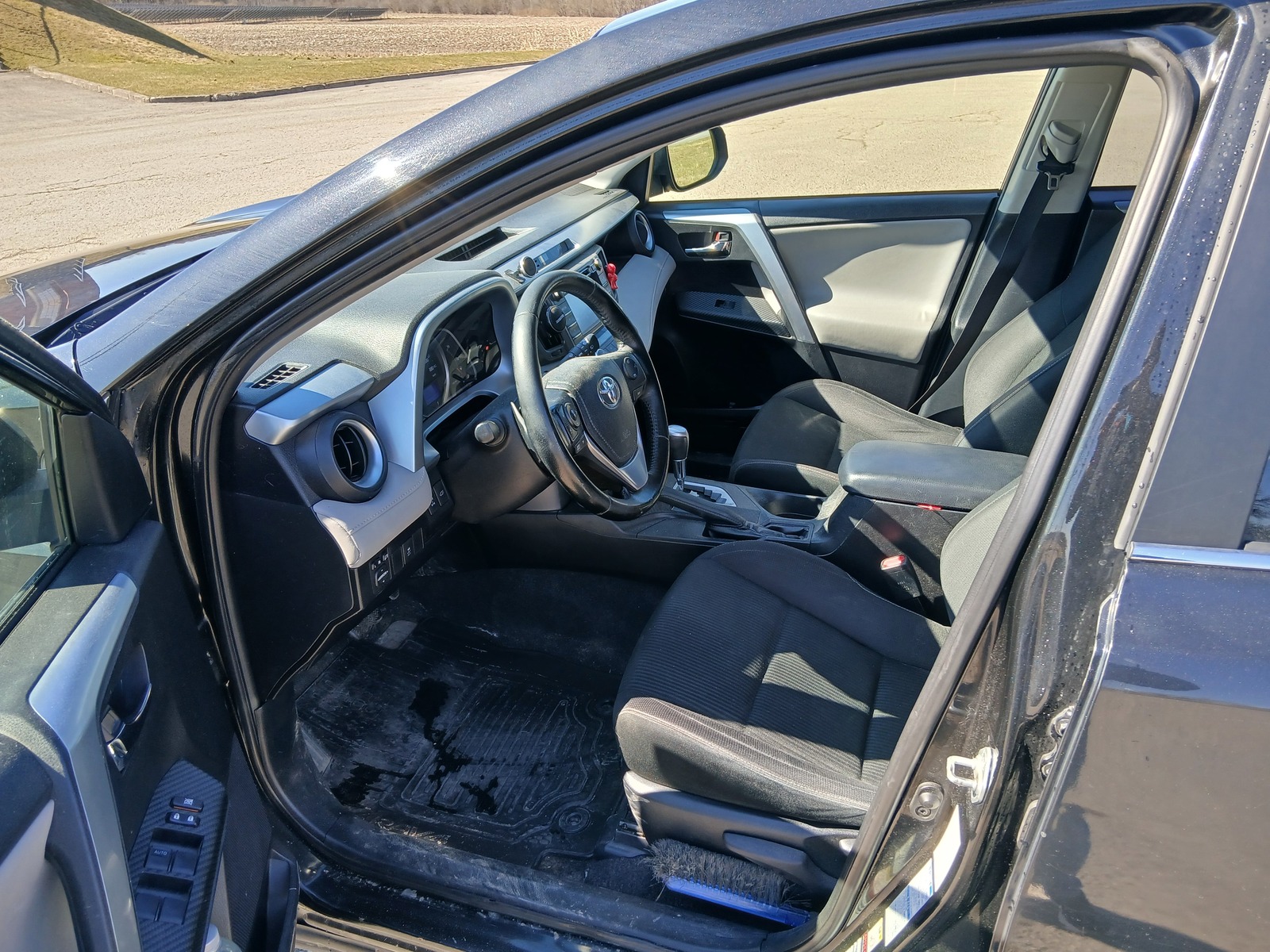 Toyota RAV4 2015, photo 7/13