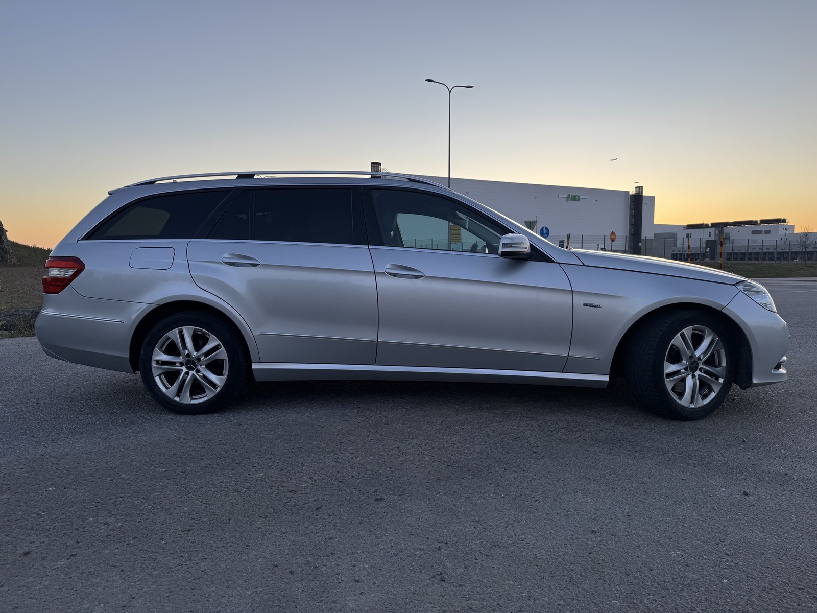 Mercedes-Benz E 250 2012, kuva 7/19