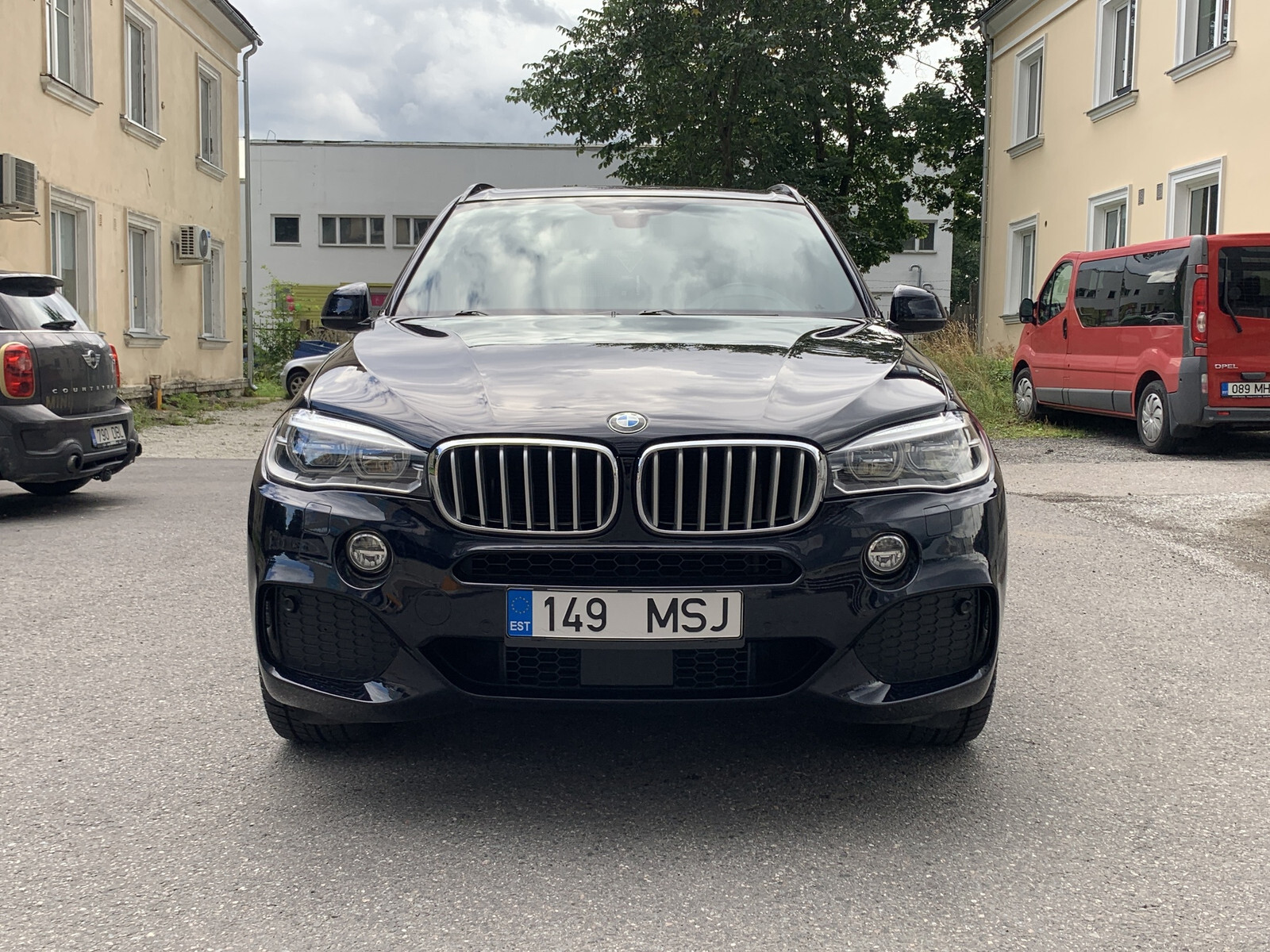 BMW X5 40d xDrive M-pakett 3.0 R6 230kW 2015, photo 3/16