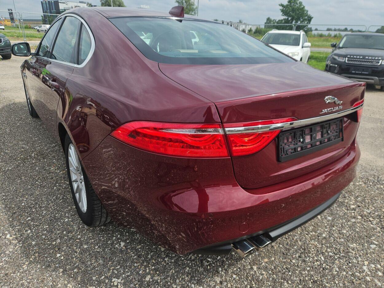 Jaguar XF 2016, kuva 4/6