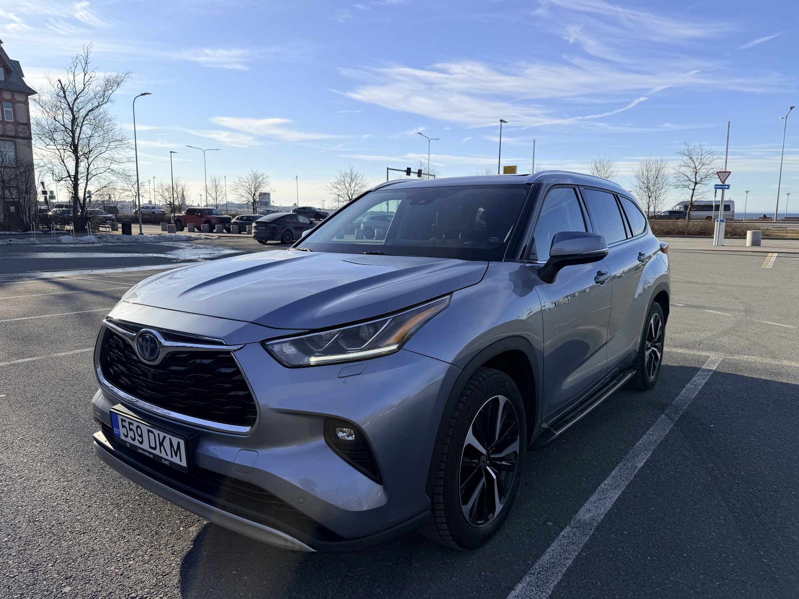Toyota Highlander Premium 2.5 140kW