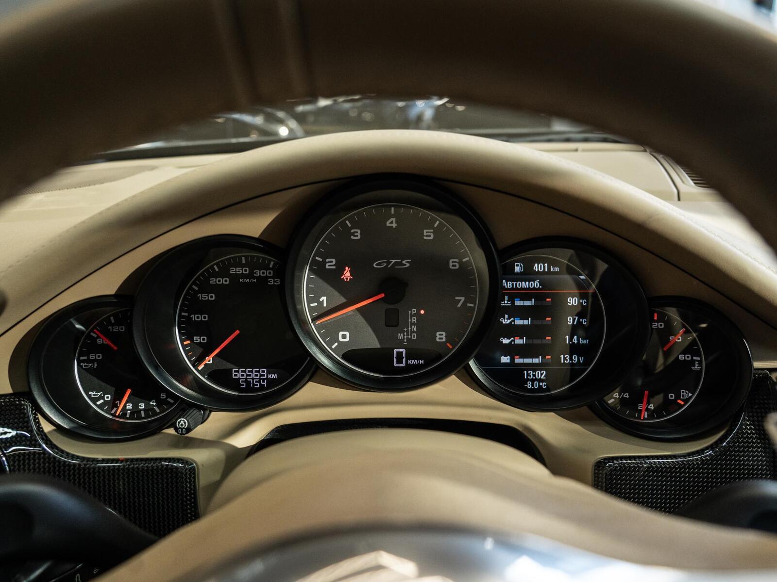 Porsche Panamera GTS 2012, photo 7/10