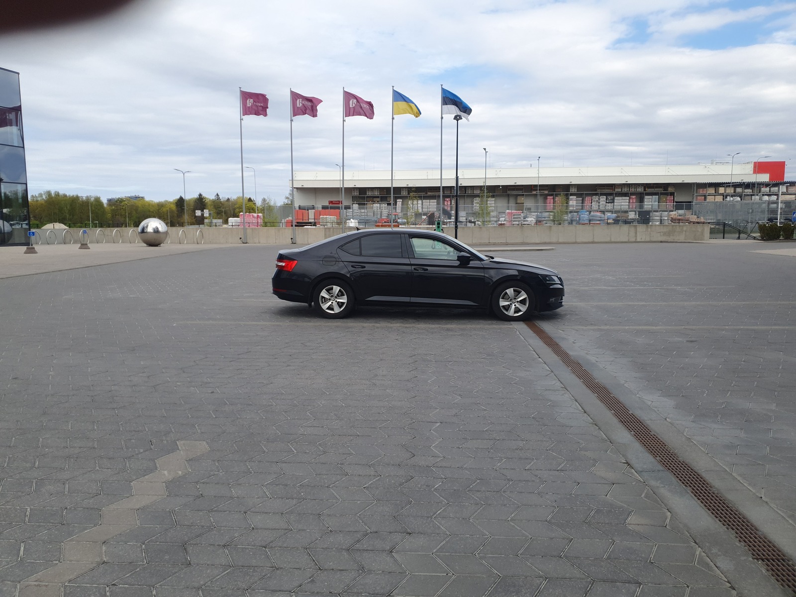 Škoda Superb 2017, kuva 3/14