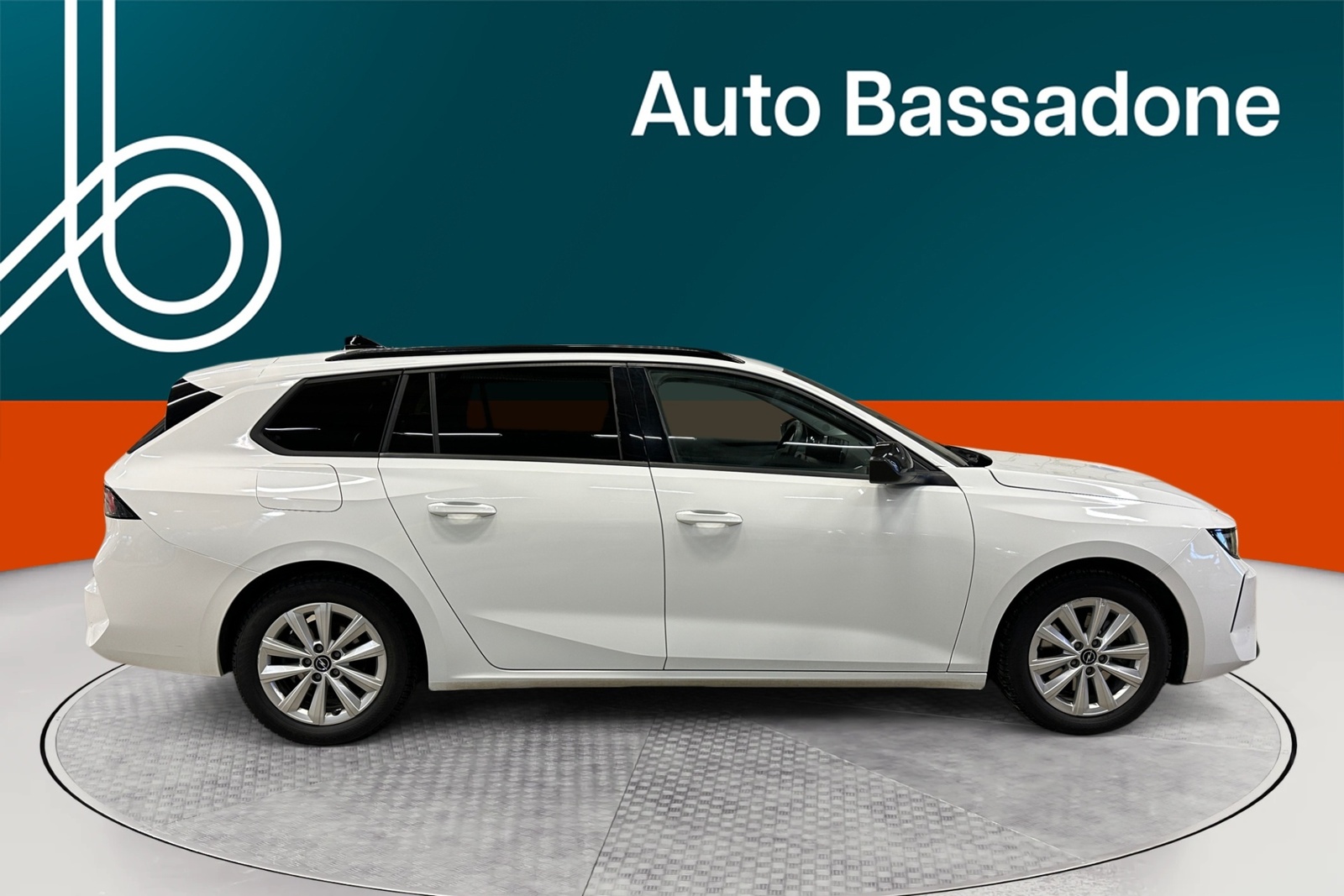 Opel Astra 2024, photo 6/32