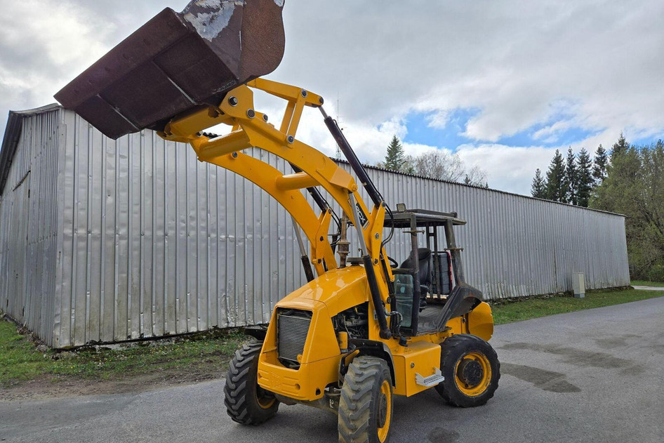 JCB 2CX, dīzelis