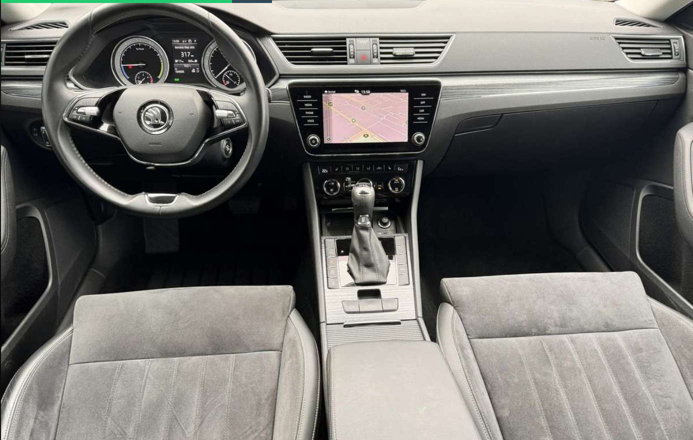Škoda Superb 2022, kuva 7/7