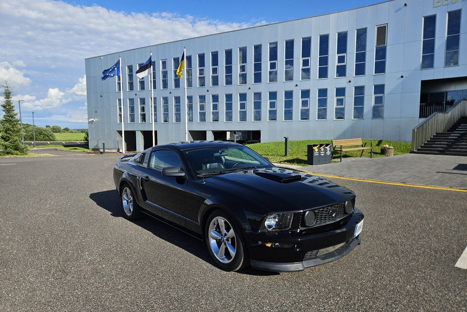 Ford Mustang, 2007, 4.6, 224 kW, бензин, механическая, задний привод