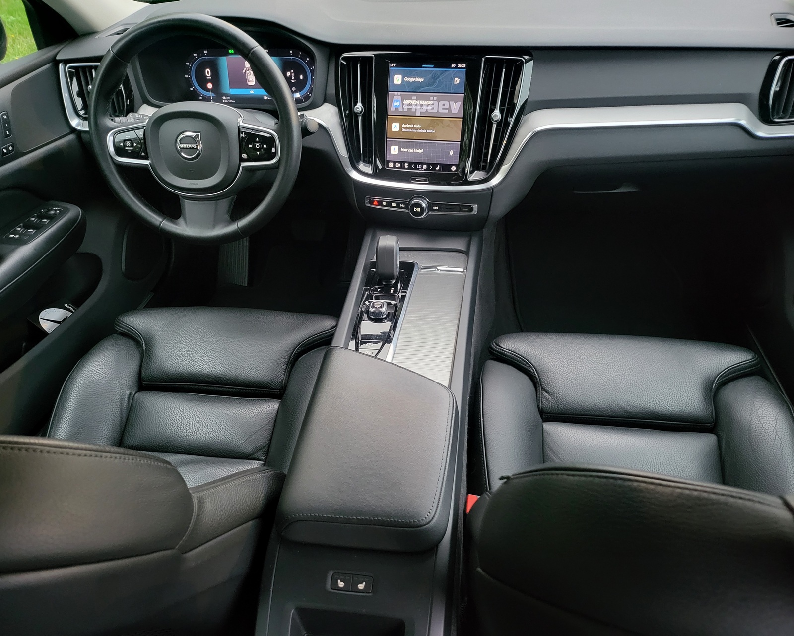 Volvo S60 2023, photo 5/16