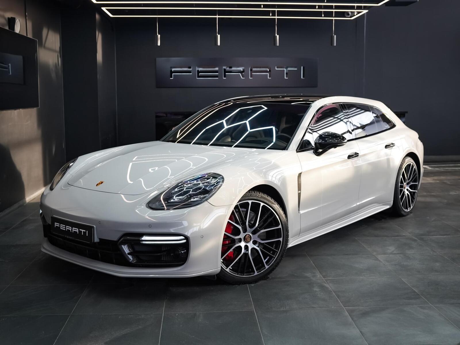 Porsche Panamera GTS Sport Turismo 4.0 V8 353kW