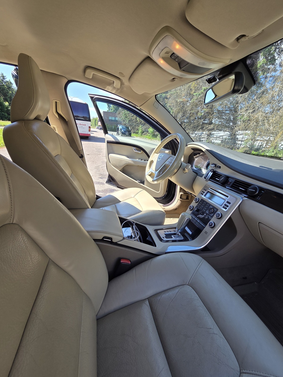 Volvo S80 2011, photo 2/14