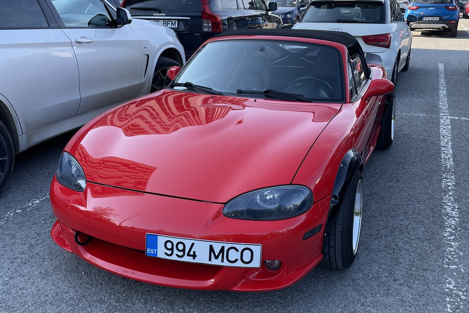 Mazda MX-5, 2001, 1.8, 103 kW, bensiin, manuaal, tagavedu