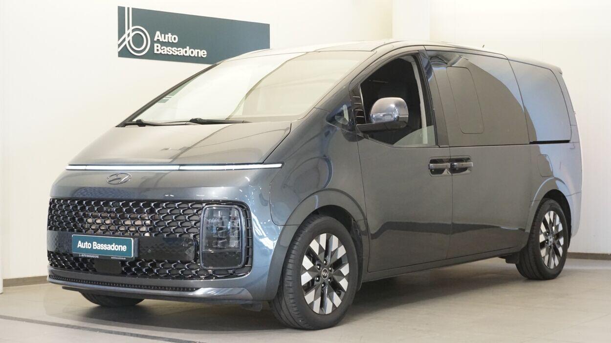 Hyundai Staria Premium Signature 4WD 2.2 CRDi 130kW