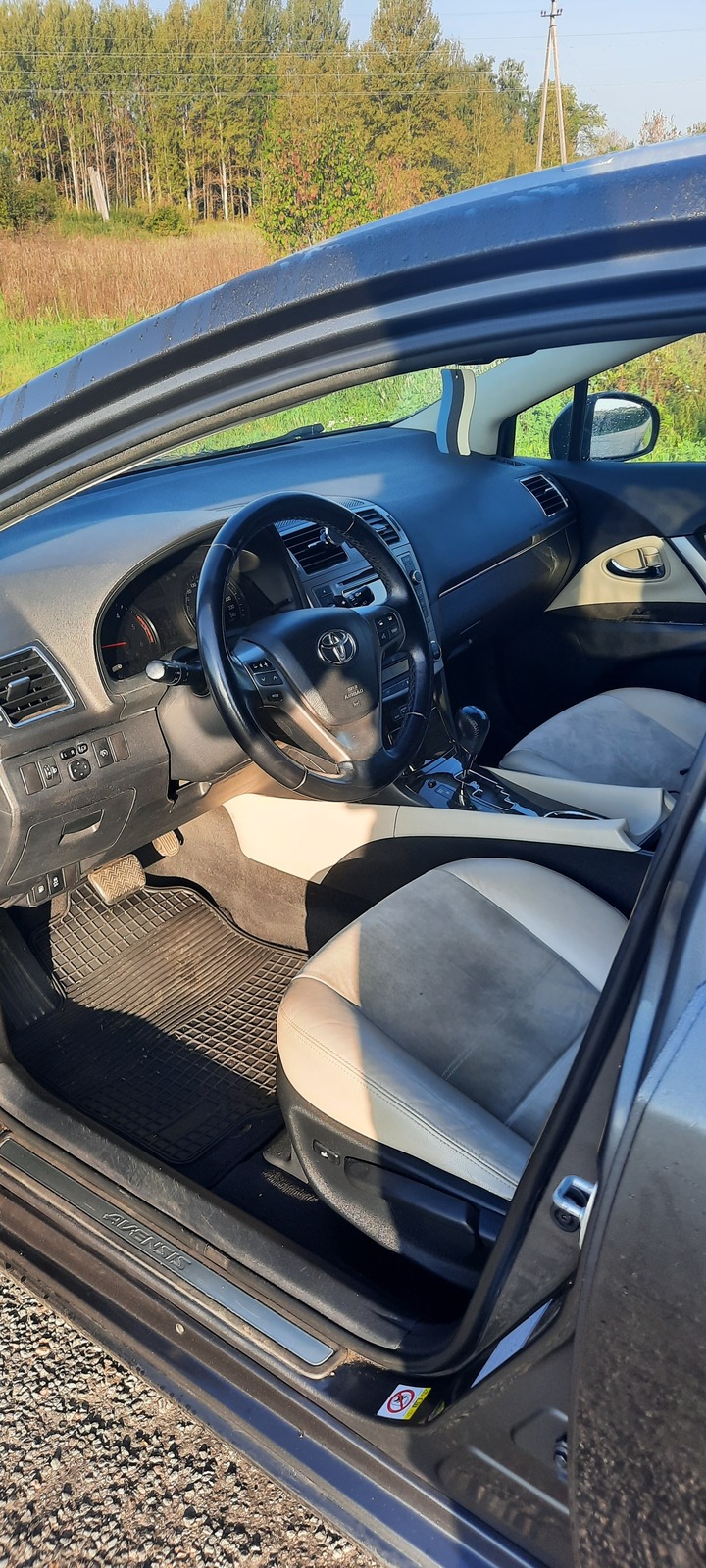 Toyota Avensis 2014, photo 5/7