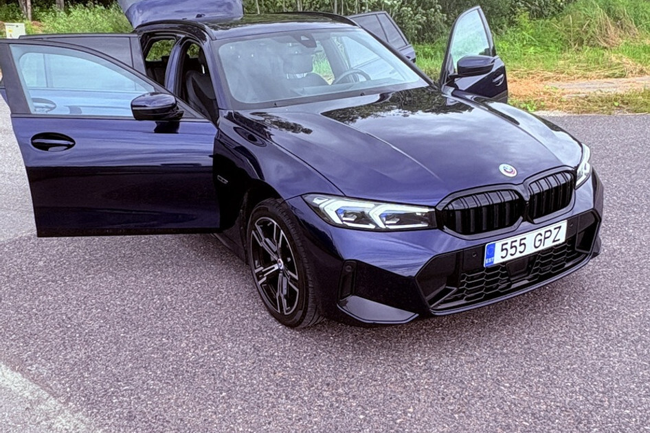 BMW 330, 2022, 2.0, 135 kW, pistikhübriid (bensiin/elekter), automaat, nelikvedu