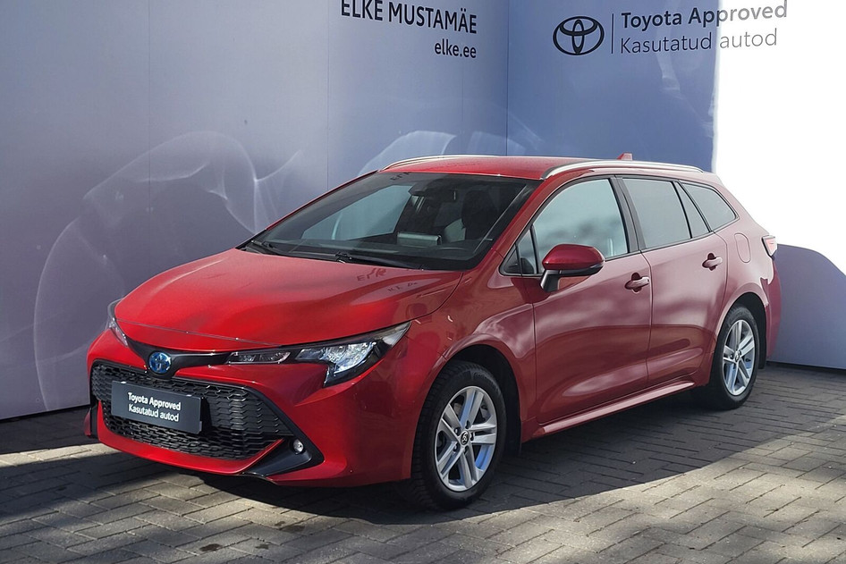 Toyota Corolla, 2022, 1.8, 72 kW, hybrid (petrol/electric), automatic, front-wheel drive