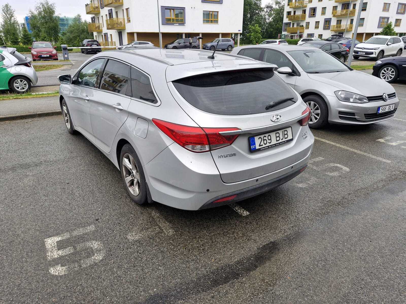 Hyundai i40 2013, photo 4/4