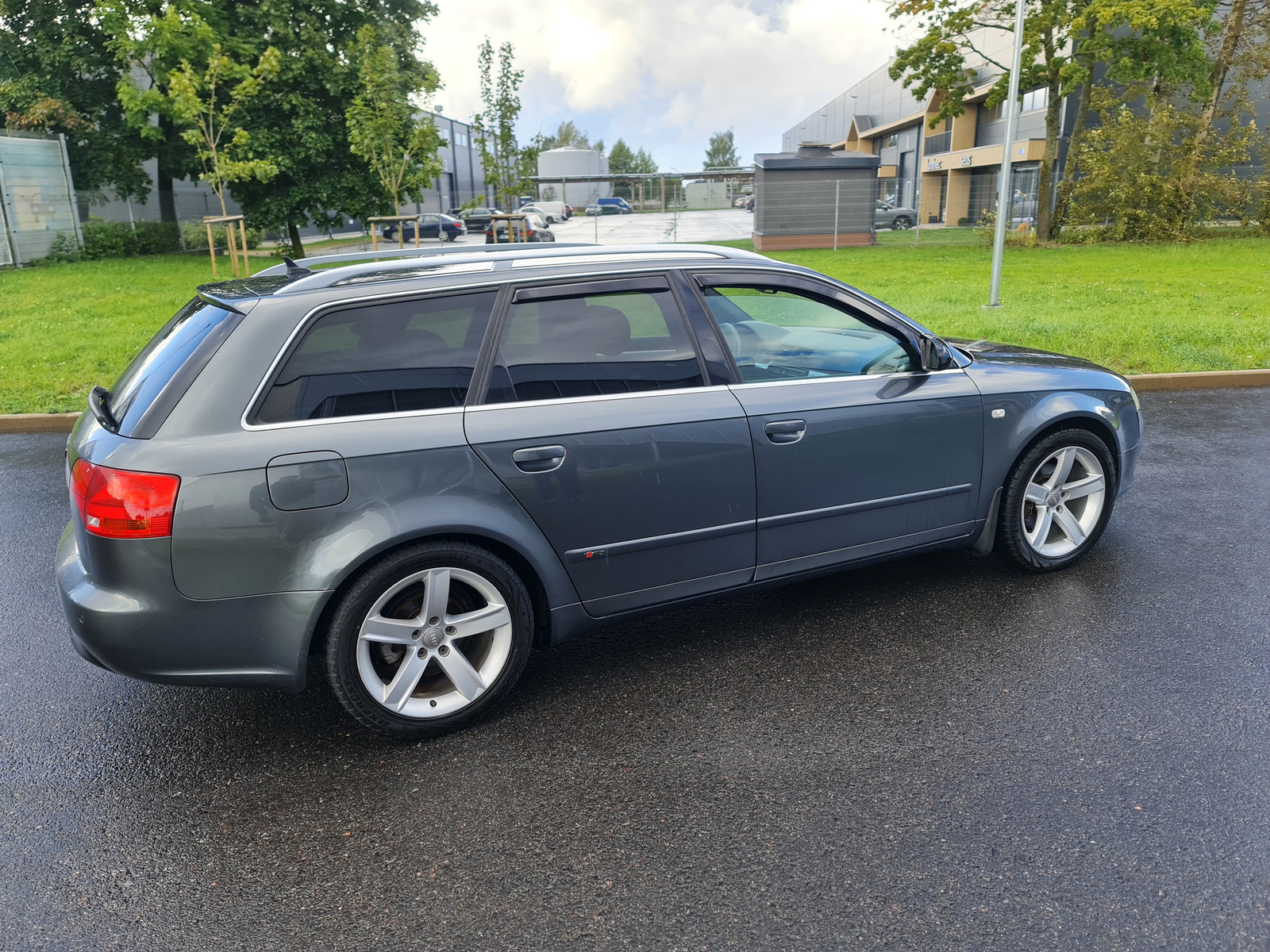 Audi A4 2008, kuva 3/10