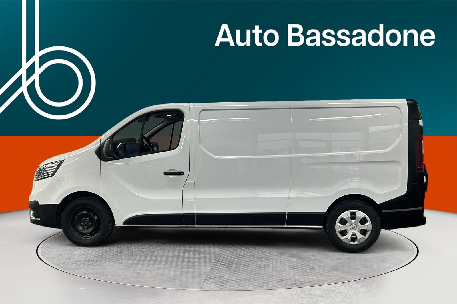 Renault Trafic 2022, kuva 2/22