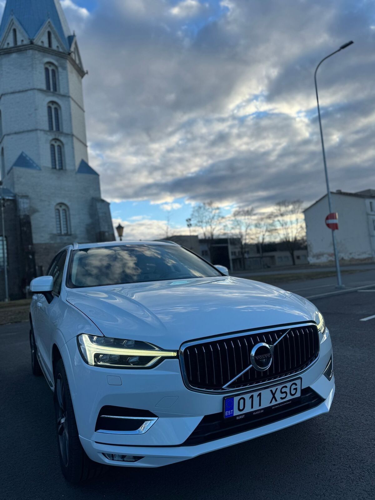 Volvo XC60 2018, photo 2/21