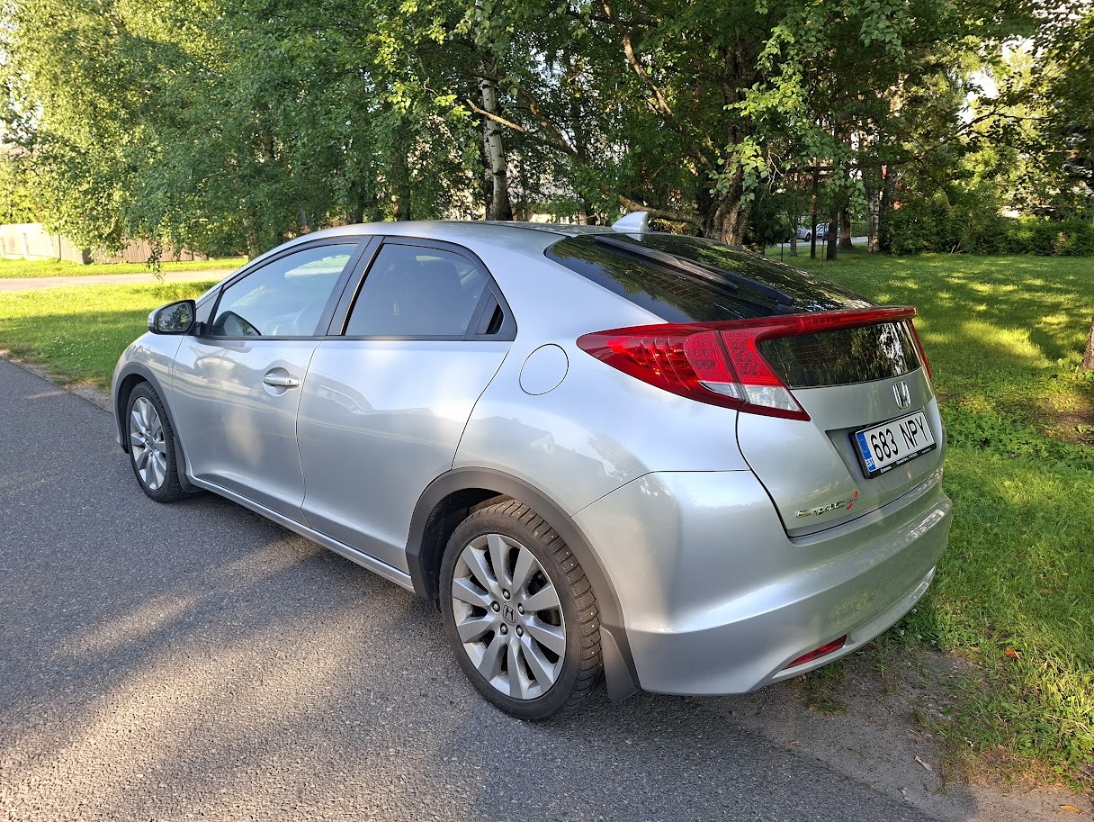 Honda Civic 1.8 R4 104kW 2012, photo 6/10