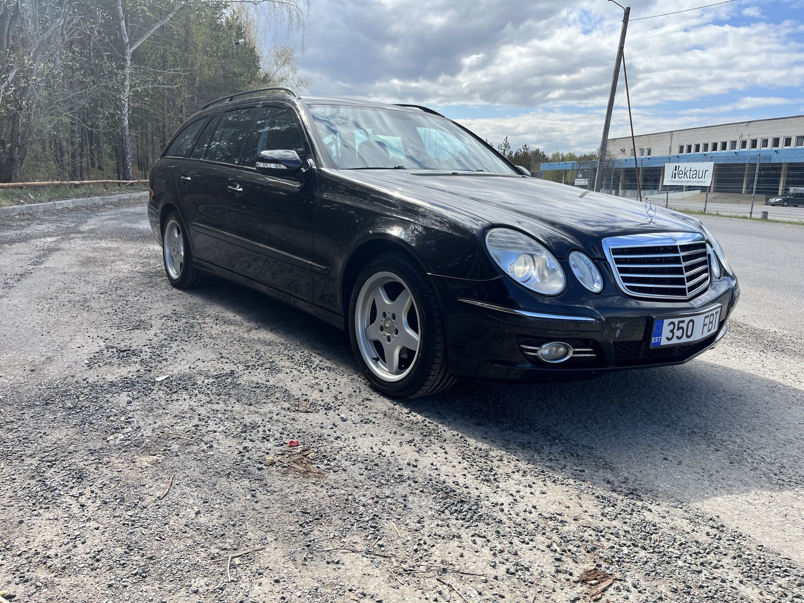 Mercedes-Benz E 280 4 Matic 3.0 140kW