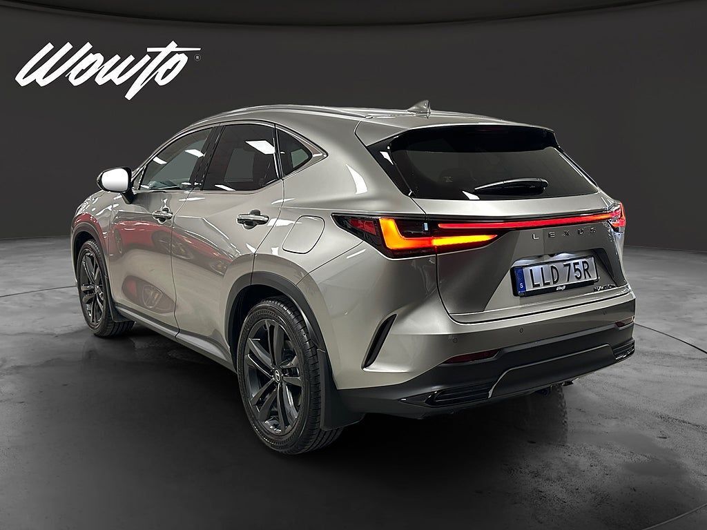 Lexus NX 2025, photo 4/10