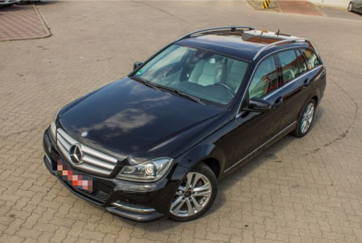 Mercedes-Benz C 220