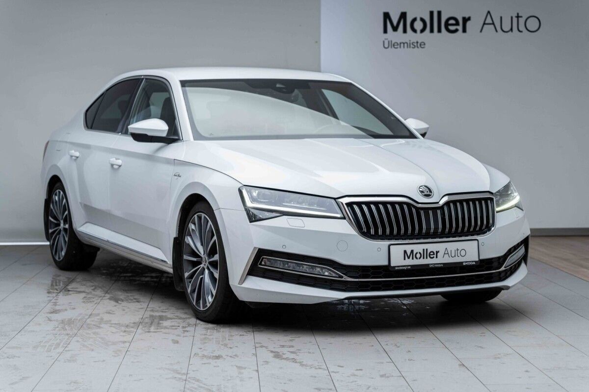 Škoda Superb 2019, kuva 2/10