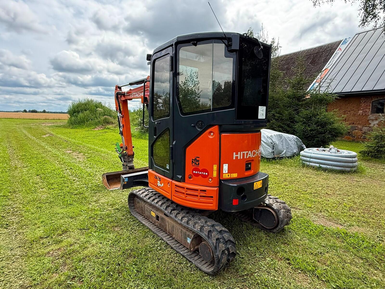 Hitachi ZX26U-6, kuva 4/26