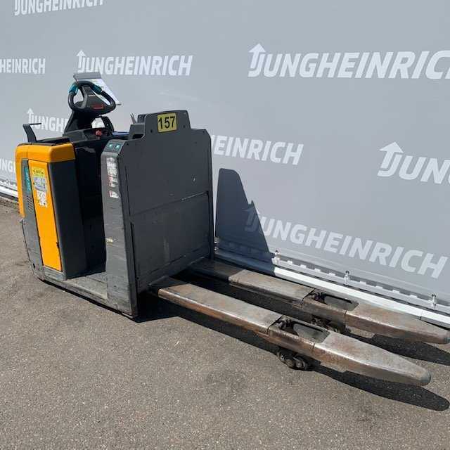 Jungheinrich ECE 220, kuva 2/4