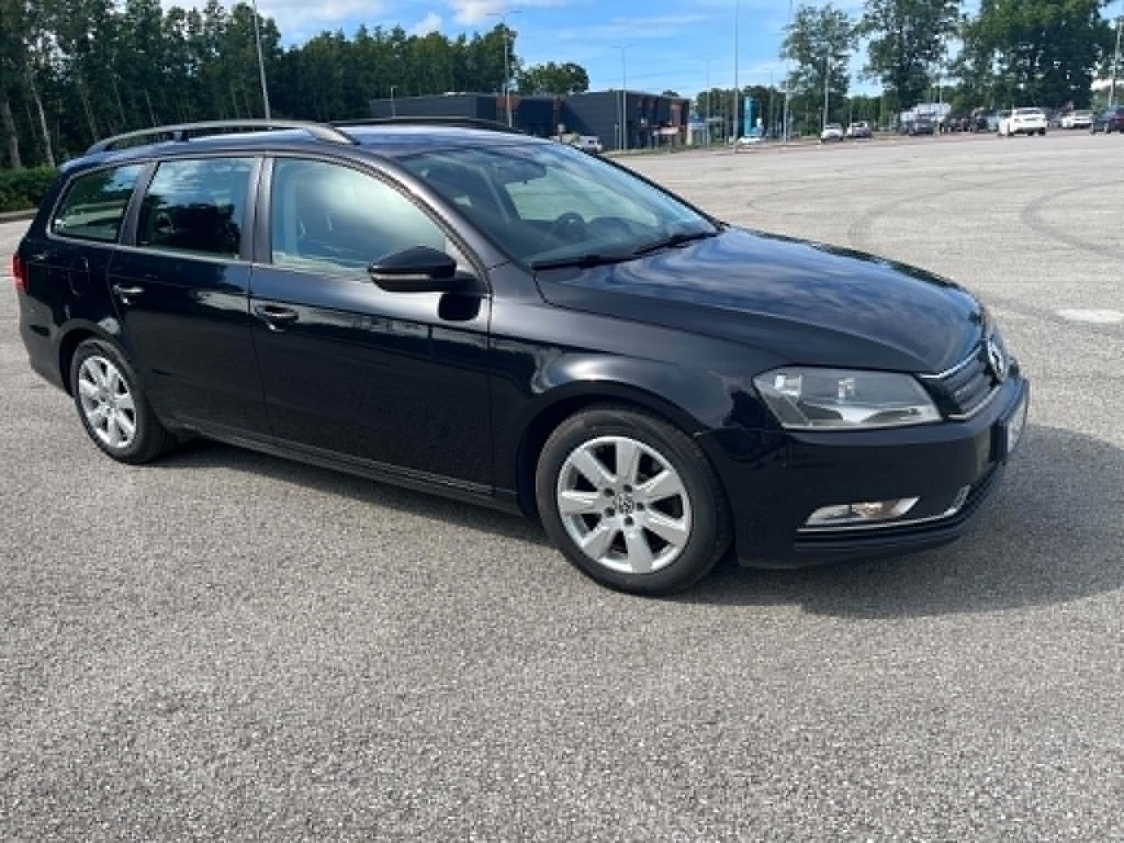 Volkswagen Passat 2013, kuva 2/10