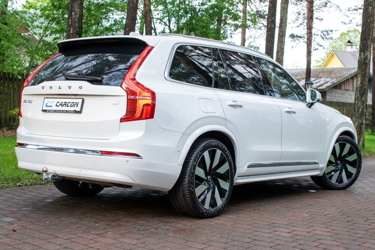 Volvo XC90 2024, photo 2/18