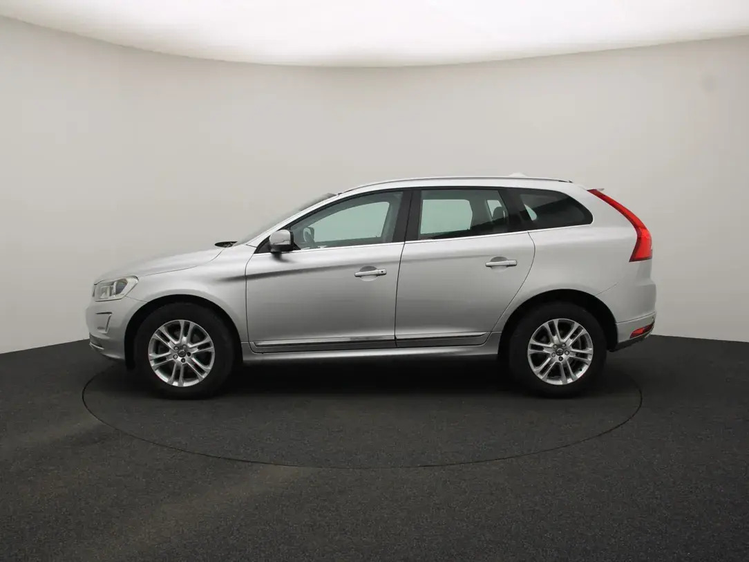 Volvo XC60 Summum 2.0 140kW 2015, photo 6/34