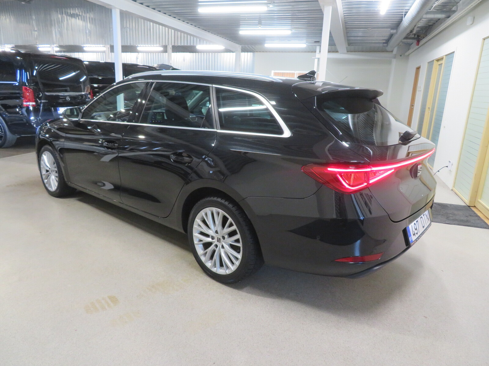 SEAT Leon 2022, photo 2/10