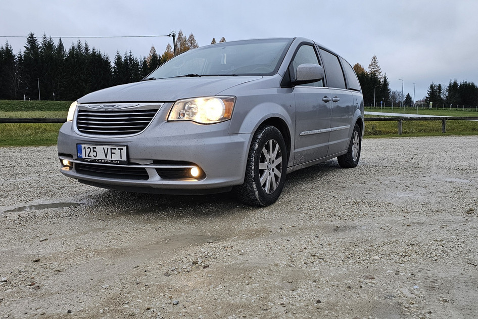 Chrysler TOWN & COUNTRY, 2014, 3.6, 211 kW, бензин, автомат, передний привод