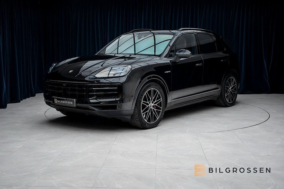 Porsche Cayenne, 2024, 3.0, 382 kW, hibrīds (benzīns/elektrība), automātiskā, pilnpiedziņa