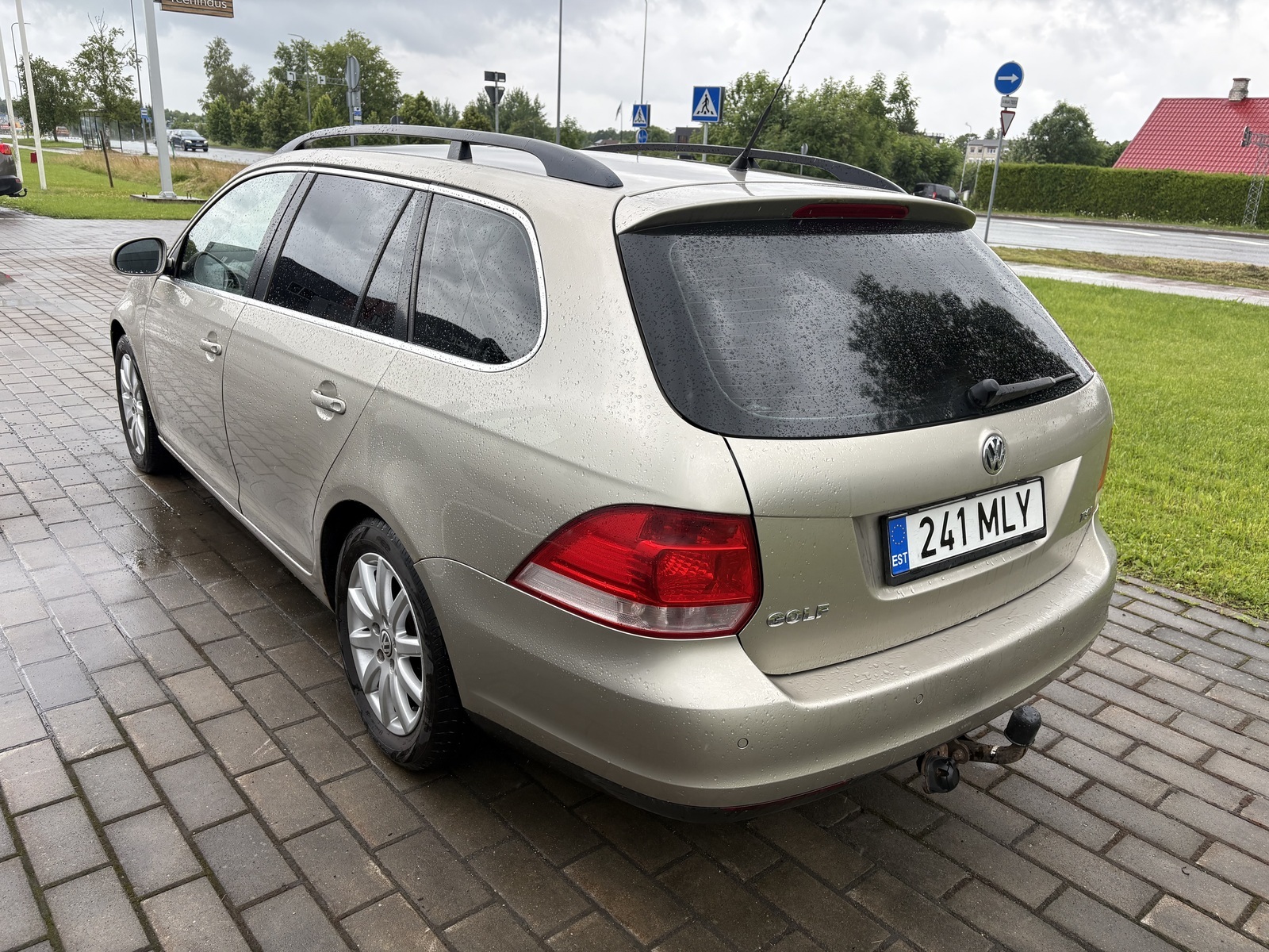 Volkswagen Golf 2009, kuva 6/9
