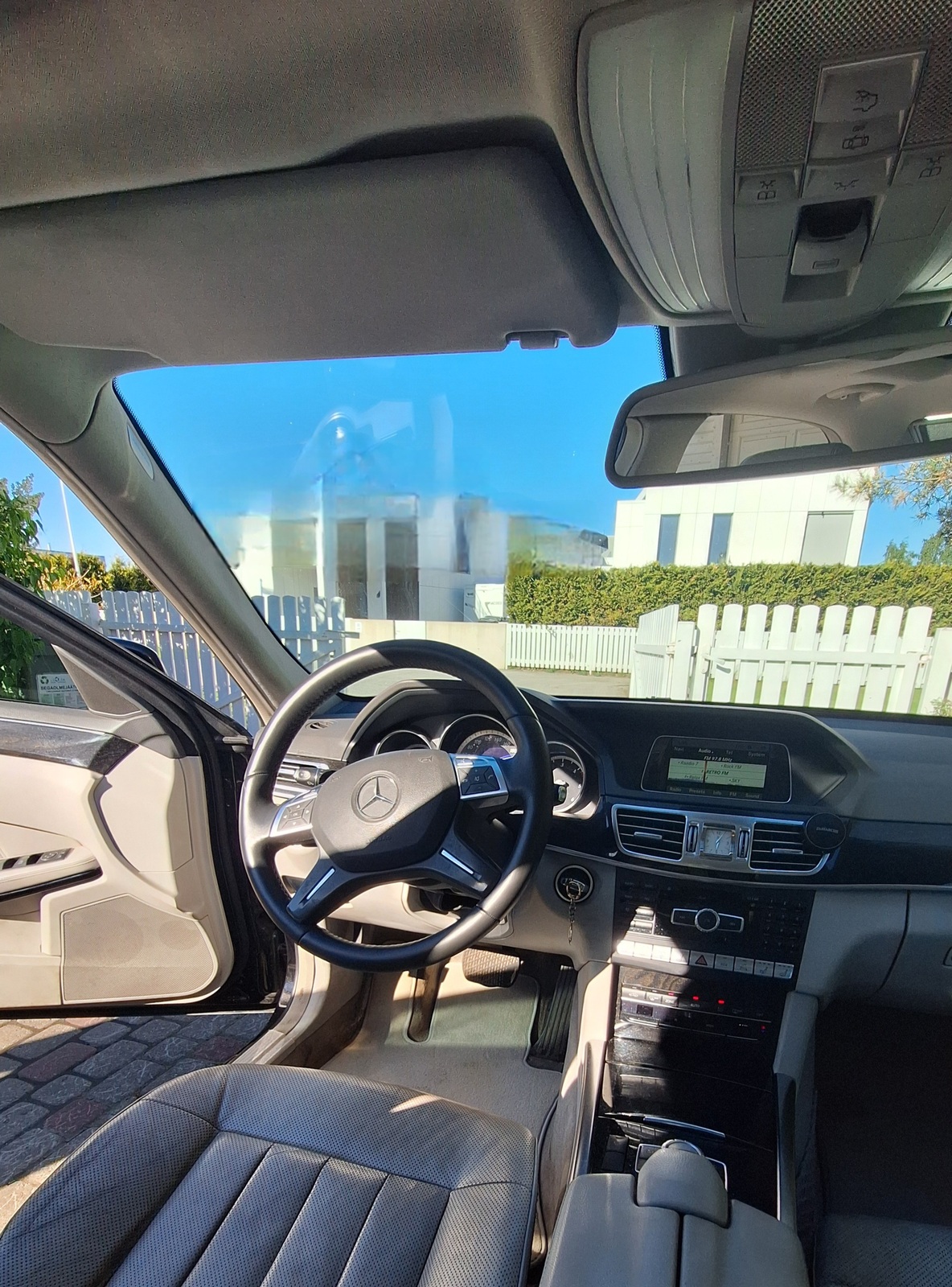 Mercedes-Benz E 300 2013, kuva 6/8
