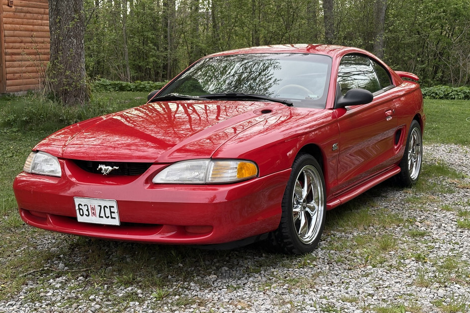Ford Mustang, 1994, 4.9, бензин, механическая, задний привод