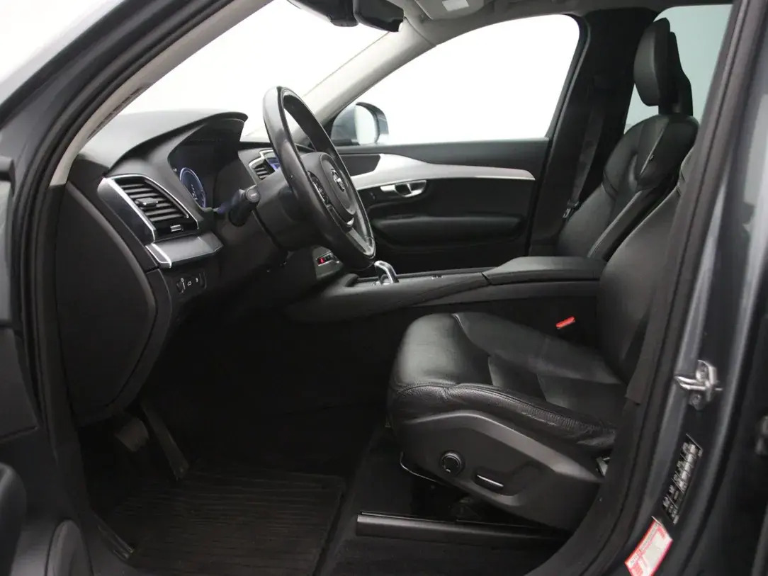 Volvo XC90 2016, kuva 4/10