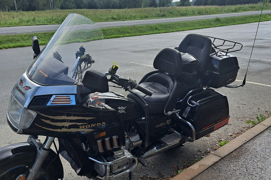 Honda Gold Wing, 1993, 1.2, 70 kW, bensiin, manuaal, tagavedu