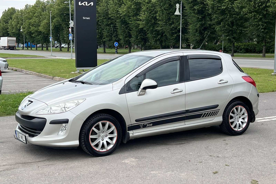 Peugeot 308, 2008, 1.4, 70 kW, petrol, manual, front-wheel drive