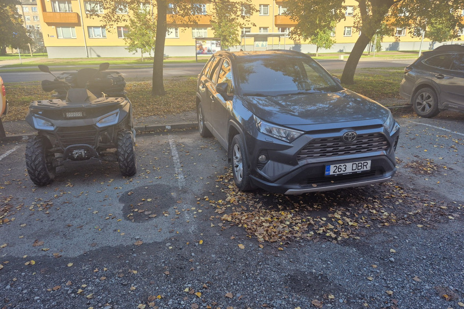 Toyota RAV4, 2019, 2.0, 129 kW, бензин, автомат, передний привод